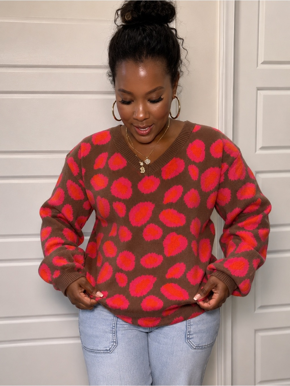 Brown V-Neck Leopard Print Sweater with Pink Accents size M BNWOT